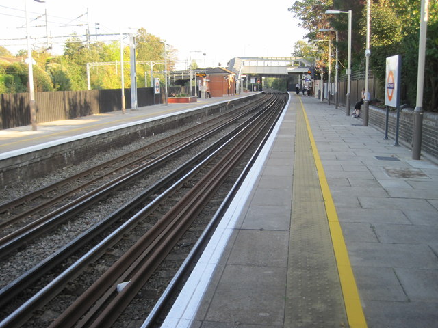 Roof Repair Hatch End Greater London (HA5)