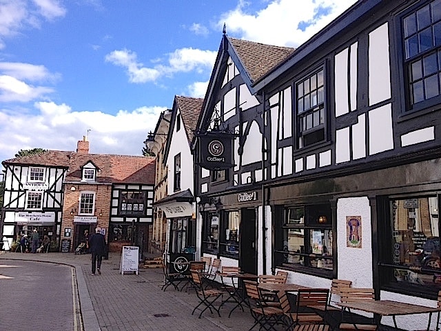 Roof Repair Leominster Herefordshire (HR6)