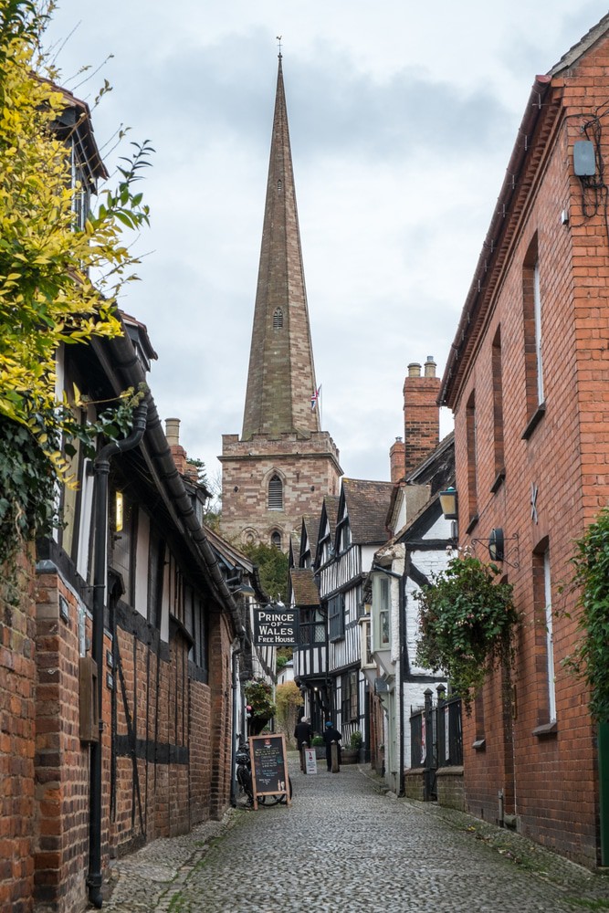 Roof Repair Ledbury Herefordshire (HR8)