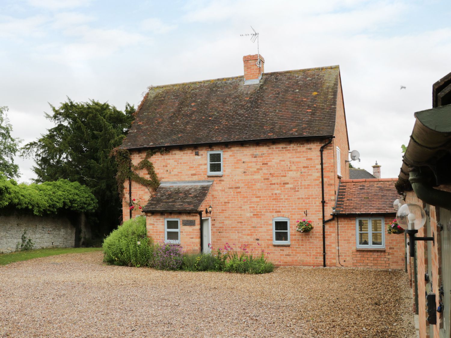 Roof Repair Pebworth Warwickshire (CV37)