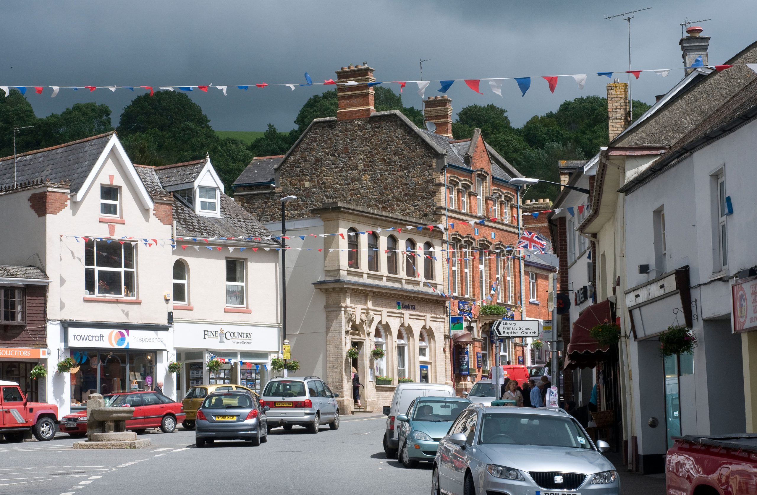 Roof Repair Bovey Tracey Devon (TQ13)