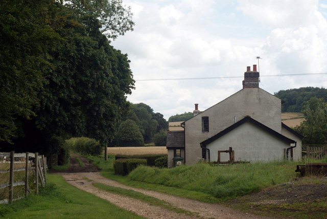 Roof Repair Lower Farringdon Hampshire (GU34)