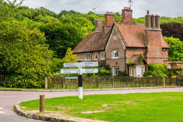 Roof Repair Aldbury Hertfordshire (HP23)